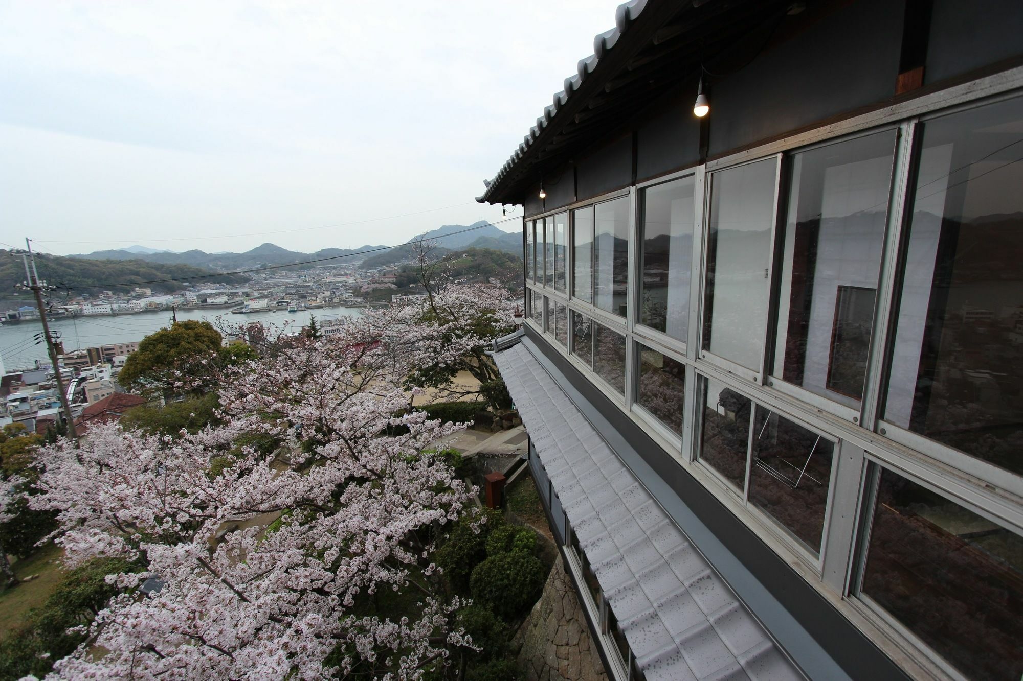Onomichi Guest House Miharashi-Tei Exterior foto